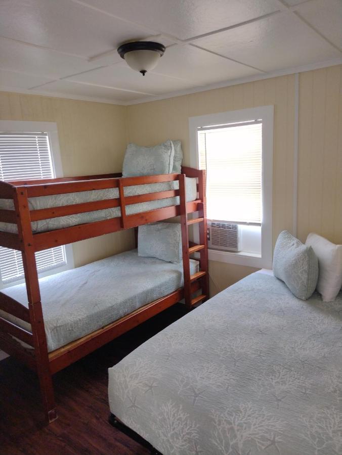 Double Barr Cottage Inn Port Aransas Bagian luar foto