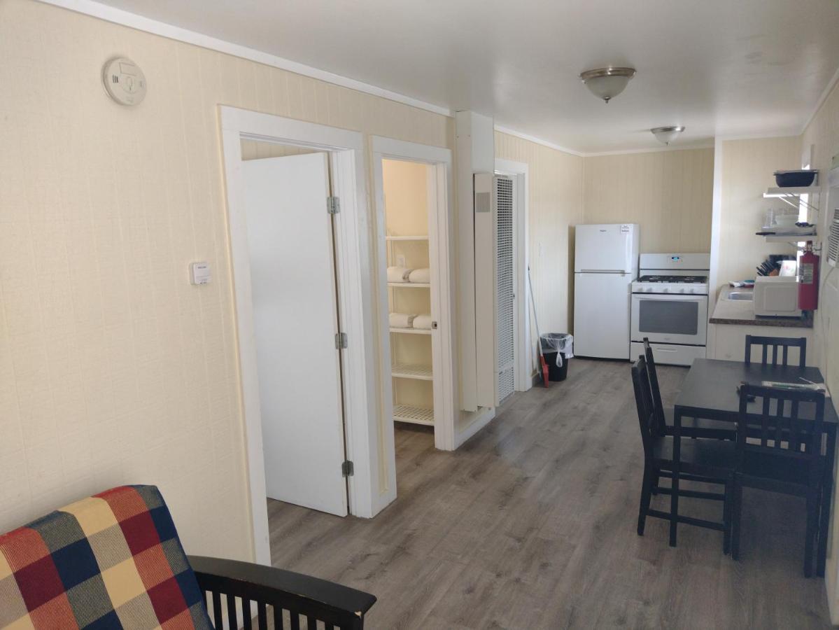 Double Barr Cottage Inn Port Aransas Bagian luar foto